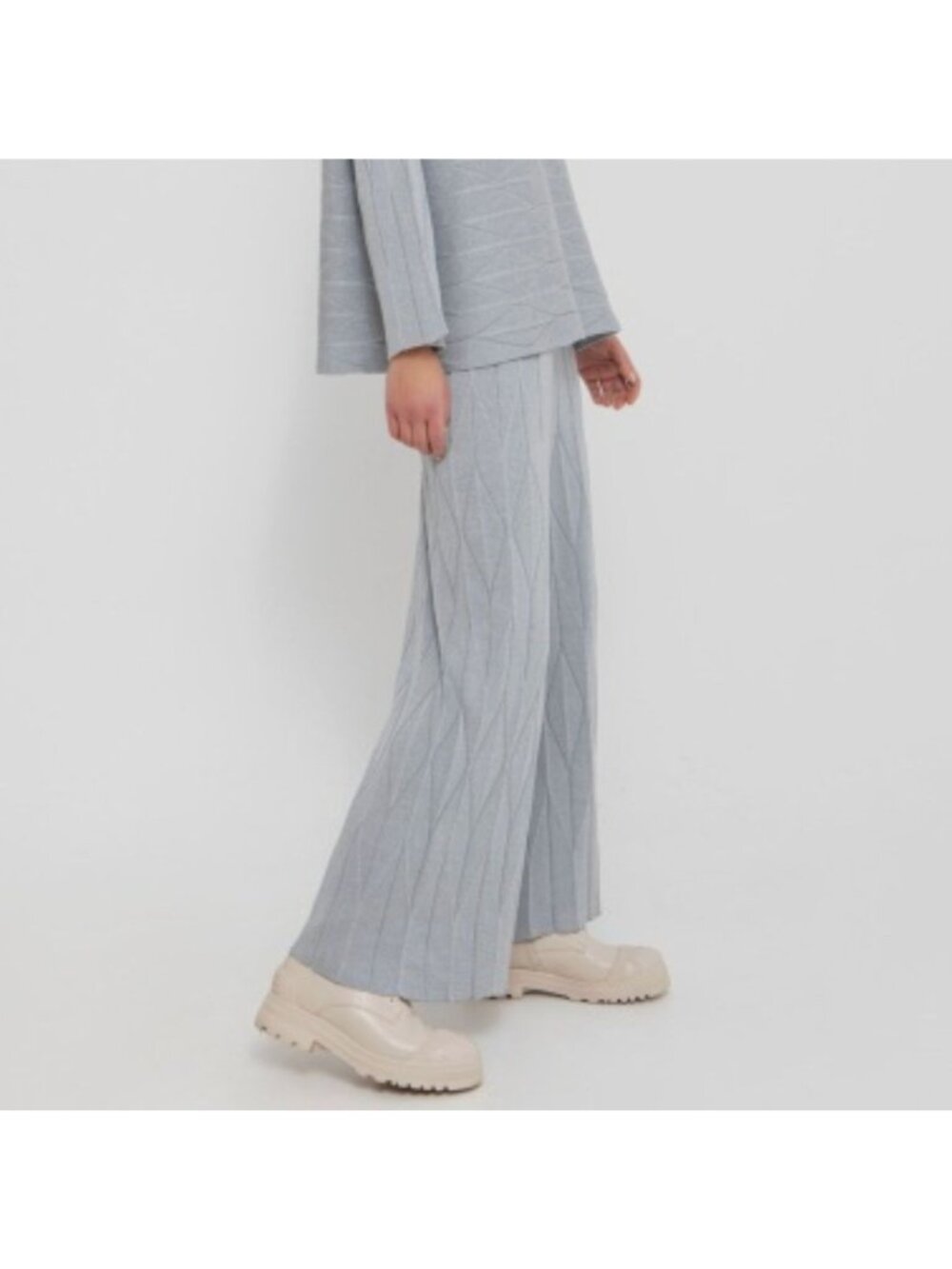 Ozai N Ku Geo Knit Pointelle Knit Wide Leg Gray Pants 1 S M